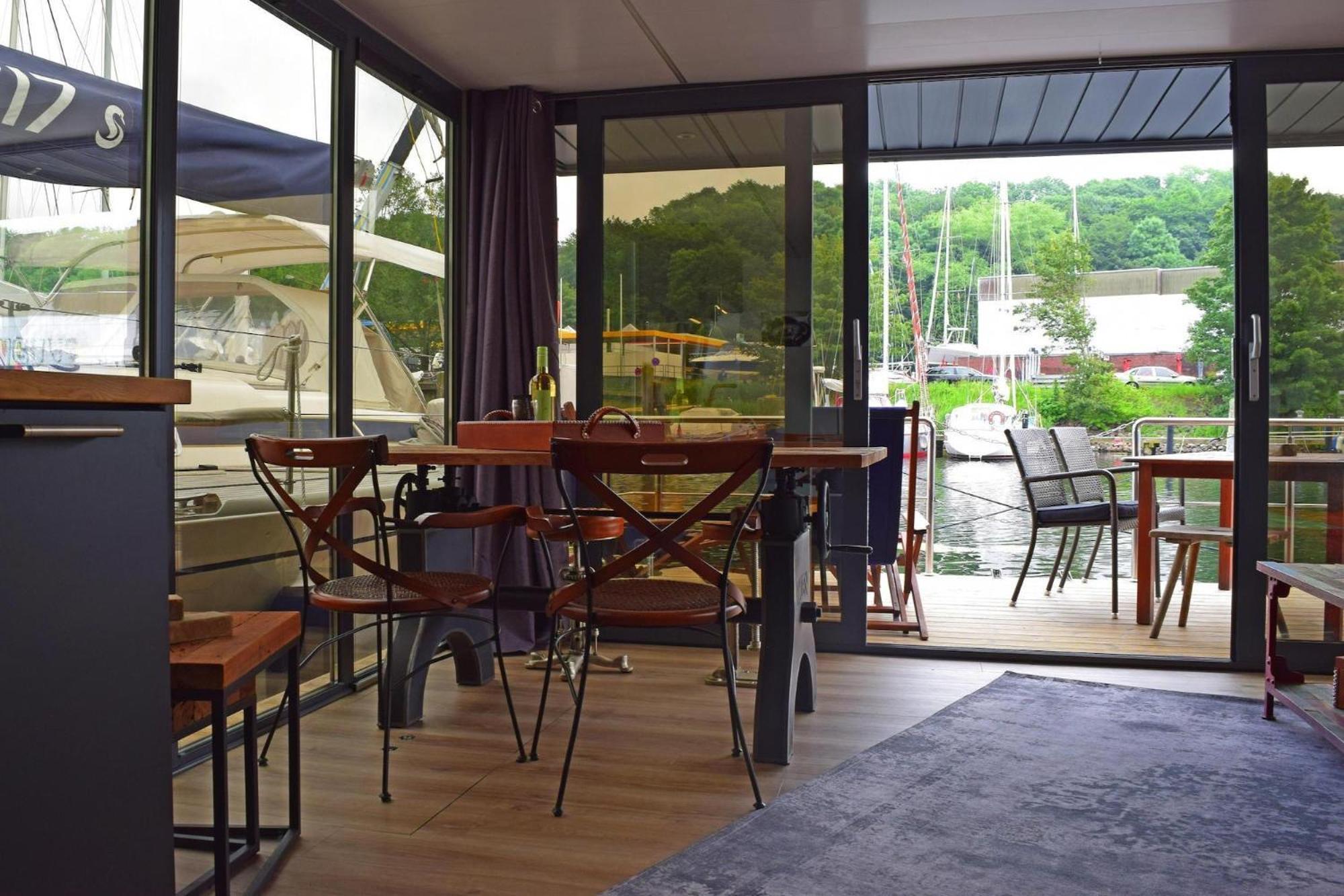 Hotel Houseboat Leni Flensburgo Esterno foto